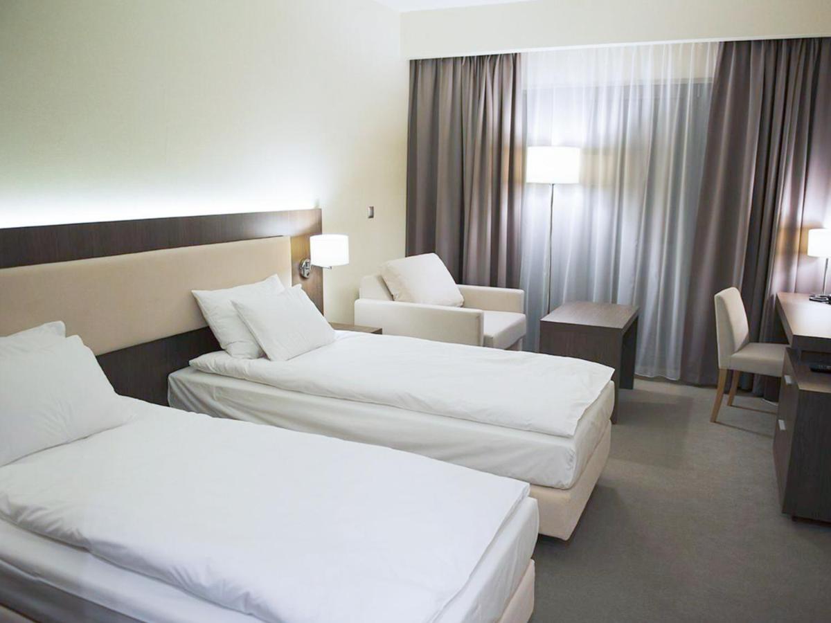 Hotel Kosma Kozmin Exteriér fotografie